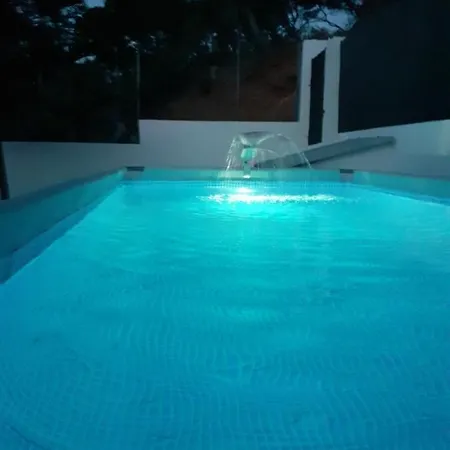 Les Cigales * Йер