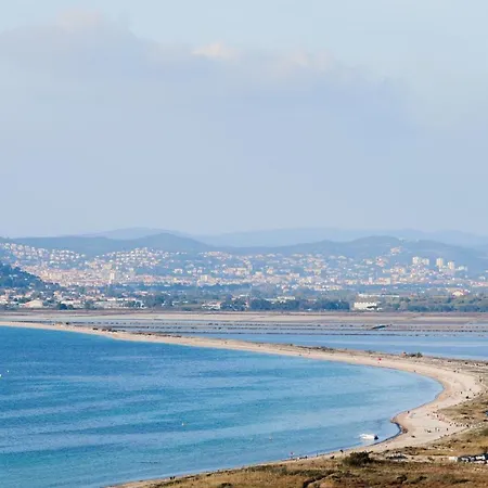 Les Cigales Βίλα Ιέρ