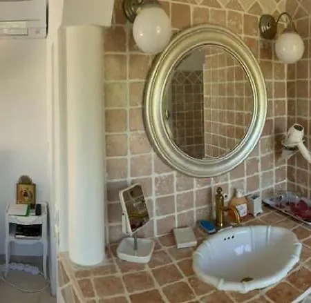 Les Cigales Вилла Йер