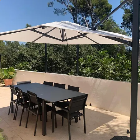 Вилла Les Cigales Йер